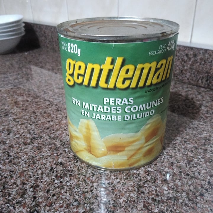 photo of Gentleman Peras A La Mitad Con Jarabe Diluido shared by @milivegan on  07 Nov 2020 - review