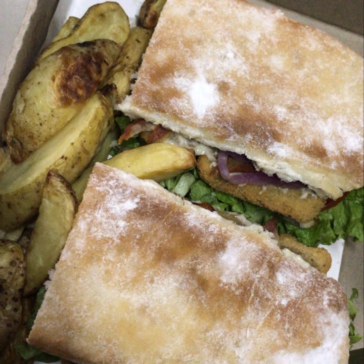 review photo of Casa Mhia Sandwich De Milanesa De Seitan shared by @sandralobo on 10 Dec 2021 - review