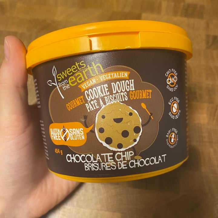 photo of Sweets from the Earth Chocolate Chip Cookie Dough shared by @kturcotte on  11 Nov 2020 - review