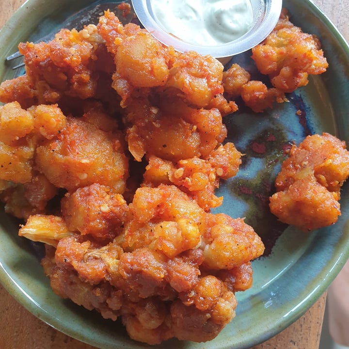 photo of Bella by Sage Buffalo Cauliflower Wings shared by @littleredmushroom on  06 Jan 2022 - review