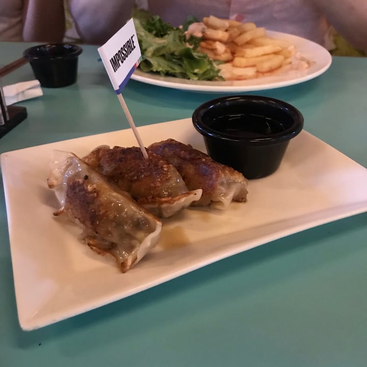 photo of Privé Asian Civilisations Museum Pan-Fried Impossible™ Gyoza shared by @silvernitro on  05 Sep 2020 - review
