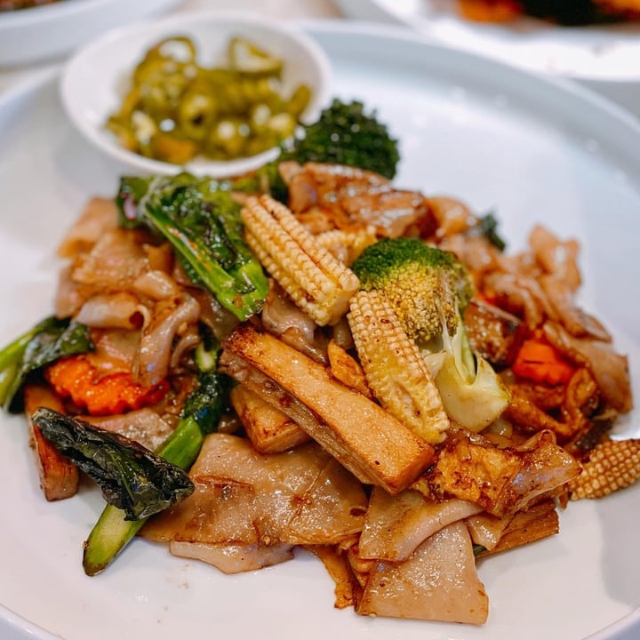 photo of Bangkok Jam Great World City Stir-fried Kway Teow with OnlyEg shared by @veggiexplorer on  24 Nov 2022 - review