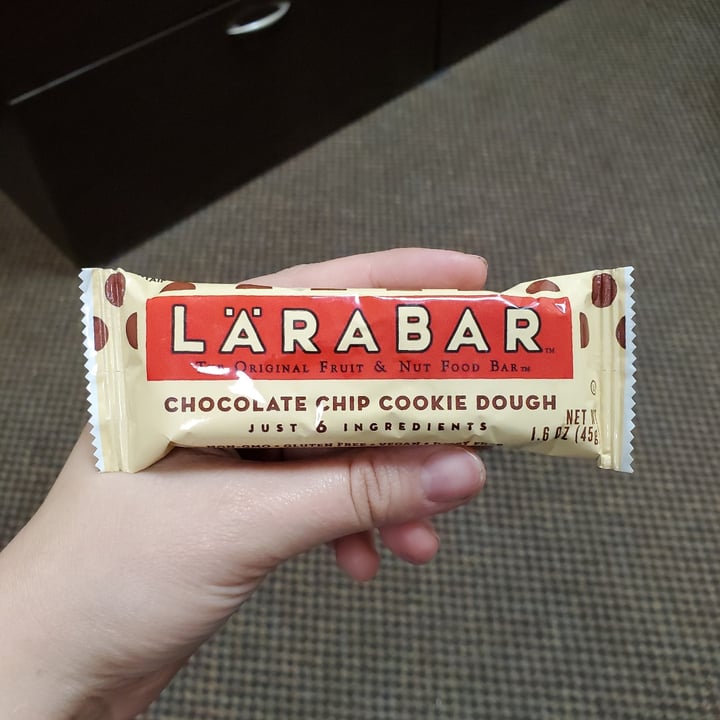 photo of Larabar Chocolate Chip Cookie Dough shared by @trippingshadow on  08 Nov 2020 - review
