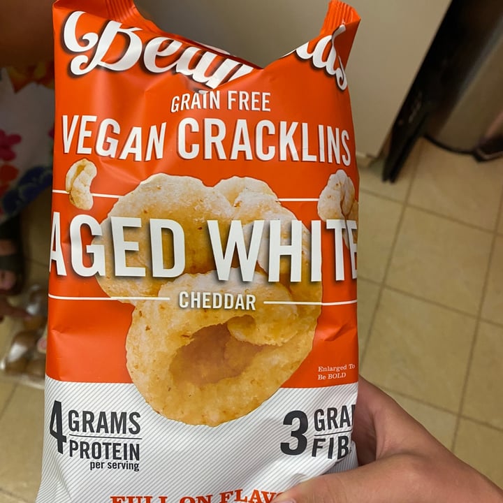 photo of Beanfields Vegan Cracklins Aged White Cheddar shared by @alexandrasolum on  27 Jul 2021 - review