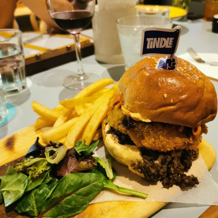 review photo of CLOSED - Privé Paragon Sweet & Sticky Panko-Crusted TiNDLE™ Burger shared by @deepaknk on 09 Apr 2021 - review