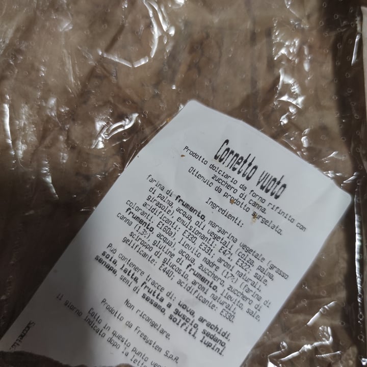 review photo of lidl supermercato cornetto vuoto shared by @thenortherngirl on 04 Jul 2022 - review