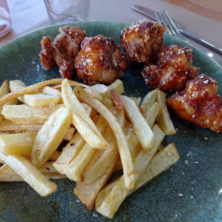 review photo of Restaurante La Vanetta Alitas de coliflor shared by @conchipiron on 16 Nov 2021 - review