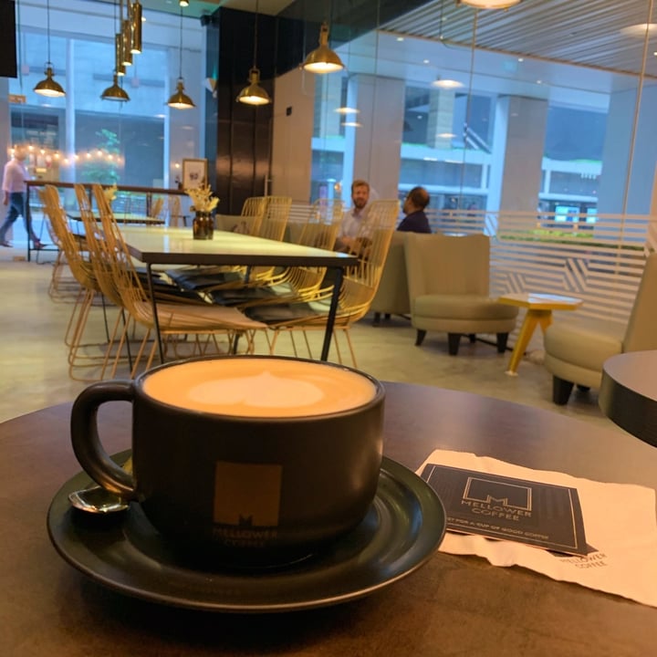 photo of Mellower Coffee Singapore Oat milk Latte shared by @lasithalokuge on  23 Jan 2020 - review