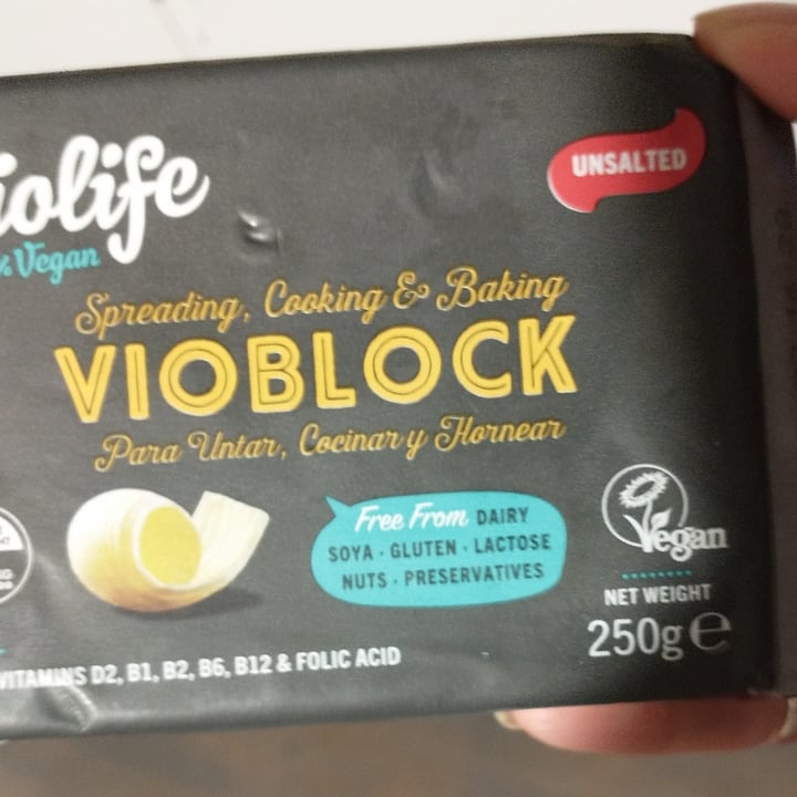 photo of Violife Vioblock with sea Salt shared by @medaae on  18 Apr 2022 - review