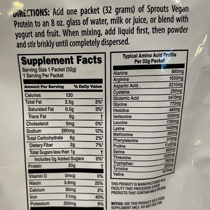 photo of Sprouts Farmers Market Vegan protein powder shared by @veggietable on  17 Mar 2022 - review