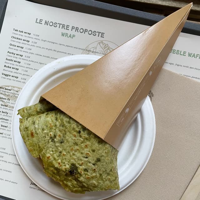 「veggie wrap」の料理の写真