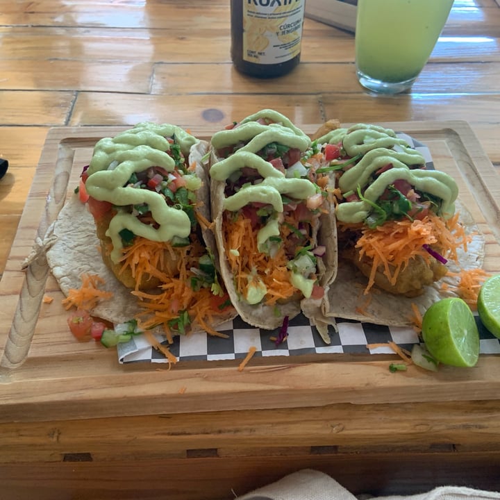 photo of Blooming ONION Tacos baja shared by @c3cilia on  10 Apr 2022 - review