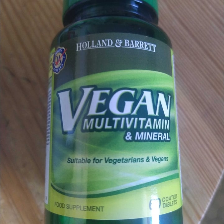 photo of Holland & Barrett Vegan Multivitamin and Mineral shared by @ellenc on  14 Mar 2022 - review