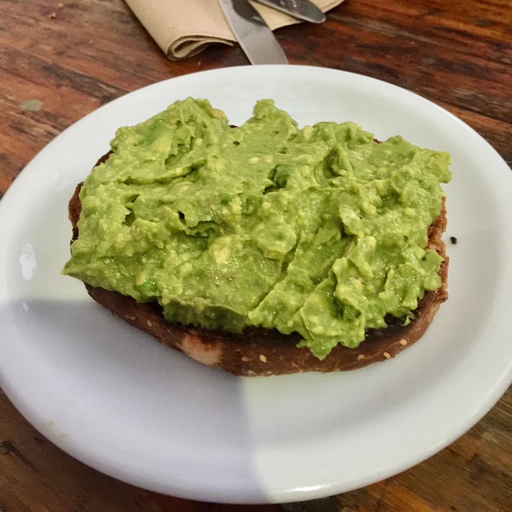 photo of Artemisia Tostón con palta shared by @ymzavala on  01 Apr 2021 - review