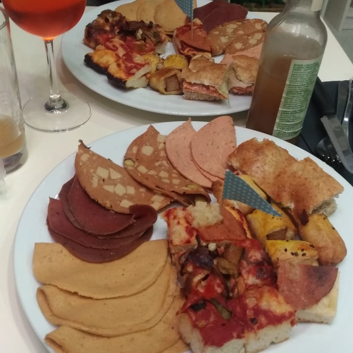 photo of Ratatouille Vegan Food Aperitivo salato shared by @alenim on  18 Aug 2020 - review