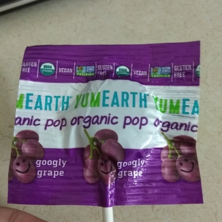 photo of YumEarth Organic Pop - Googly Grape shared by @cody on  27 Jan 2021 - review