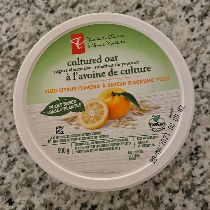 photo of President's Choice Cultured Oat Yogurt Alternative Yuzu Citrus Flavour shared by @lisadtb on  03 Oct 2021 - review
