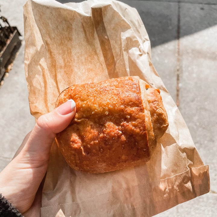 photo of [plant-baked] Pain au Chocolat shared by @ebarosay on  18 Oct 2021 - review