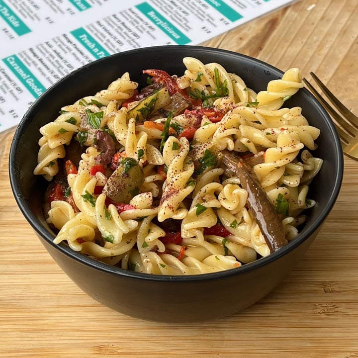 photo of Love Your Soul Pasta Salad shared by @veganadam on  16 Jun 2022 - review