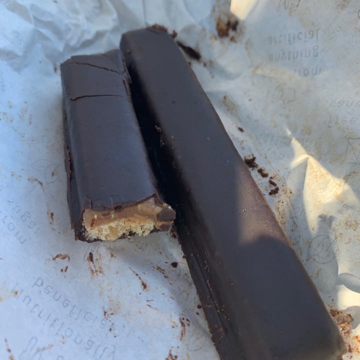 photo of Scheckter's RAW Gourmet Snickers shared by @anthea on  17 Jul 2021 - review