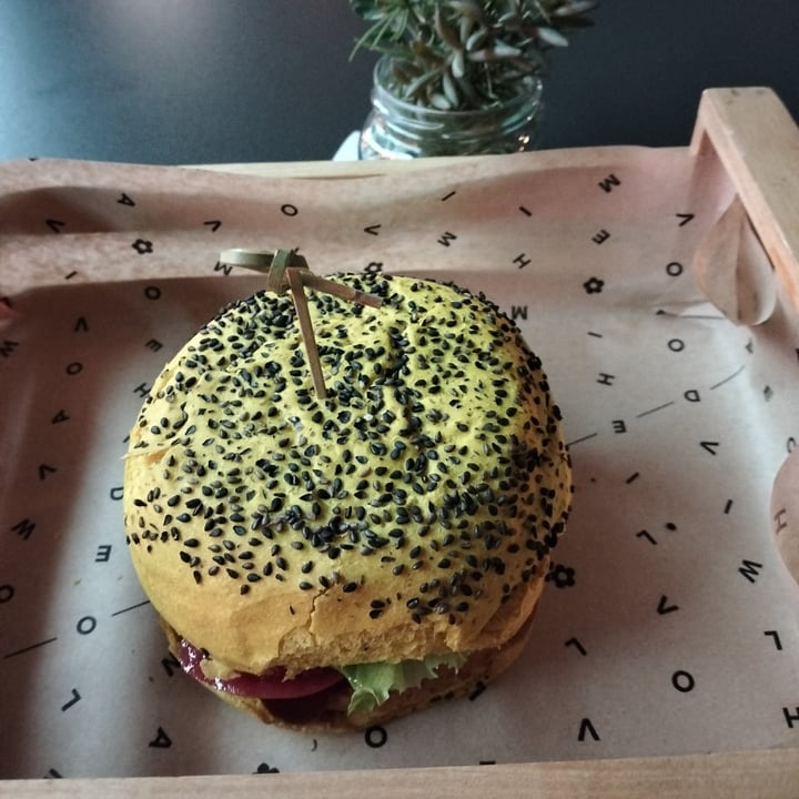 photo of Flower Burger Funky Cecio shared by @gaiapil on  11 Oct 2022 - review