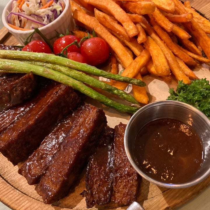 photo of Kind Kitchen by Green Common Beyond Striploin shared by @amrarafa on  20 Jun 2020 - review