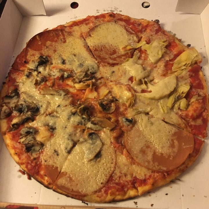 photo of Novapizza Vegetarian Kitchen 4 Stagioni pizza shared by @grachel on  29 Mar 2019 - review