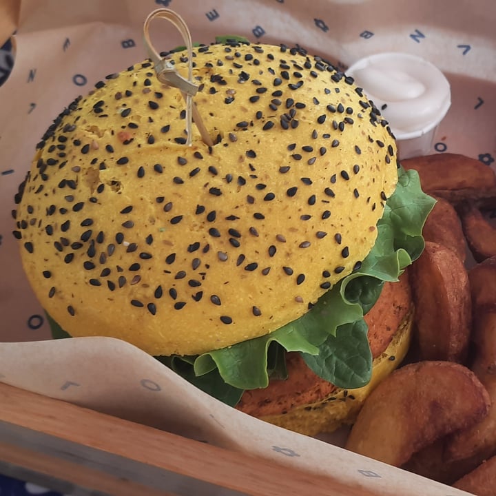 photo of Flower Burger Spicy Cecio shared by @paolazeta on  15 May 2022 - review
