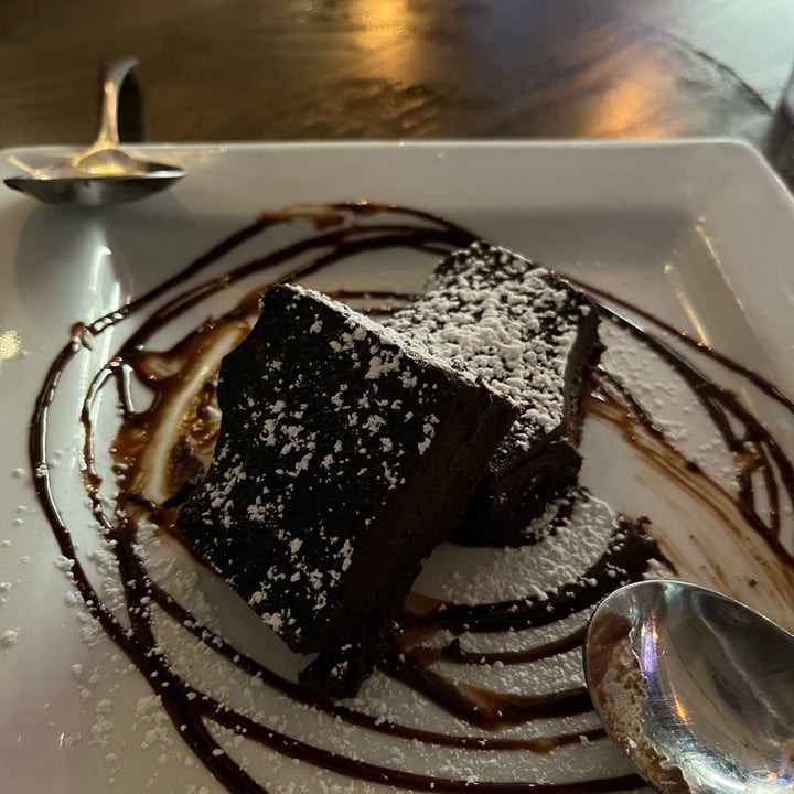 photo of The Howe Daily Kitchen & Bar Chocolate Cake shared by @dianna on  18 Aug 2022 - review