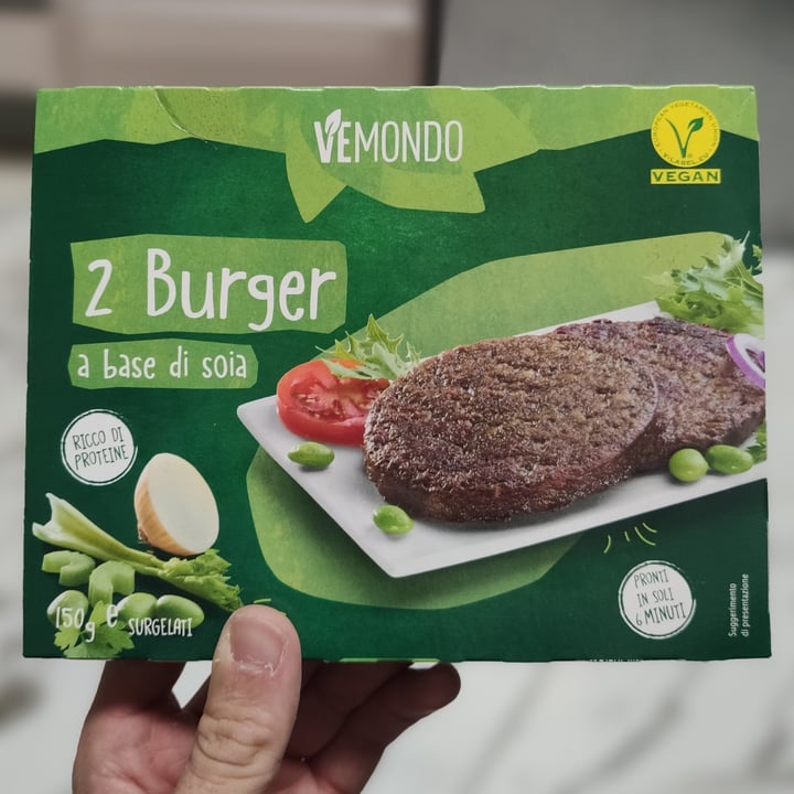 photo of Vemondo 2 Burger A Base Di Soia shared by @lorenzoga on  31 Aug 2021 - review