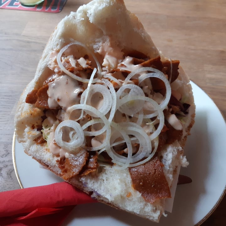 review photo of Black Veg Vegan Döner shared by @aelfchen on 06 Jun 2020 - review