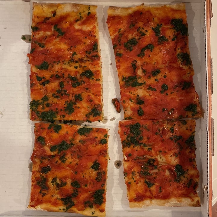 photo of Pizza Brothers Pizza Marinara shared by @chiarafraioli on  21 Jun 2022 - review