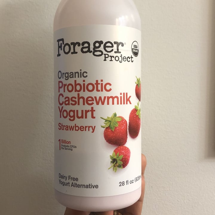 review photo of Forager Project Probiotic cashewmilk yogurt strawberry shared by @alci68 on 06 May 2022 - review