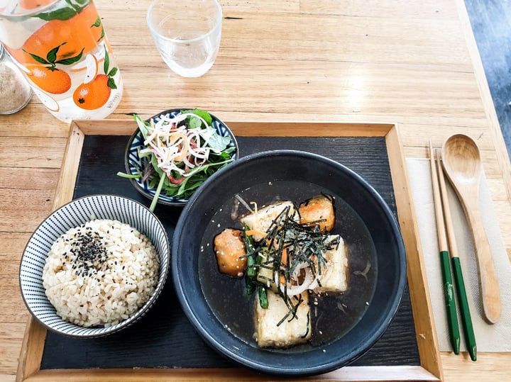 review photo of KUU Café + Japanese kitchen Sweet Potato Tempura and Tofu Soup shared by @jordocon on 09 Sep 2019 - review