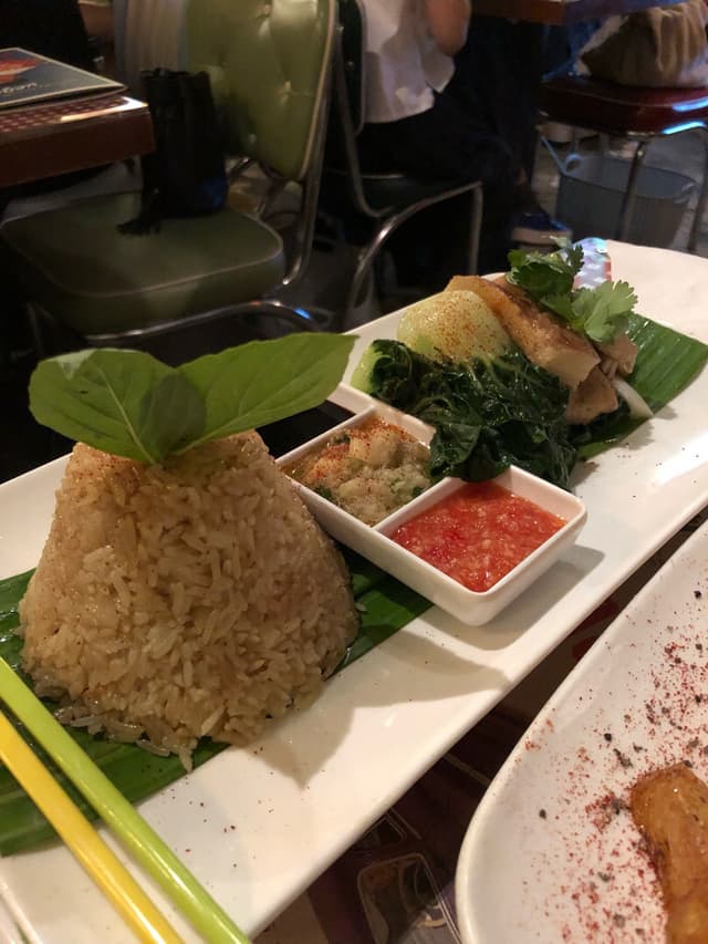 Photo of the dish “Soi Nam Chick’n Rice”