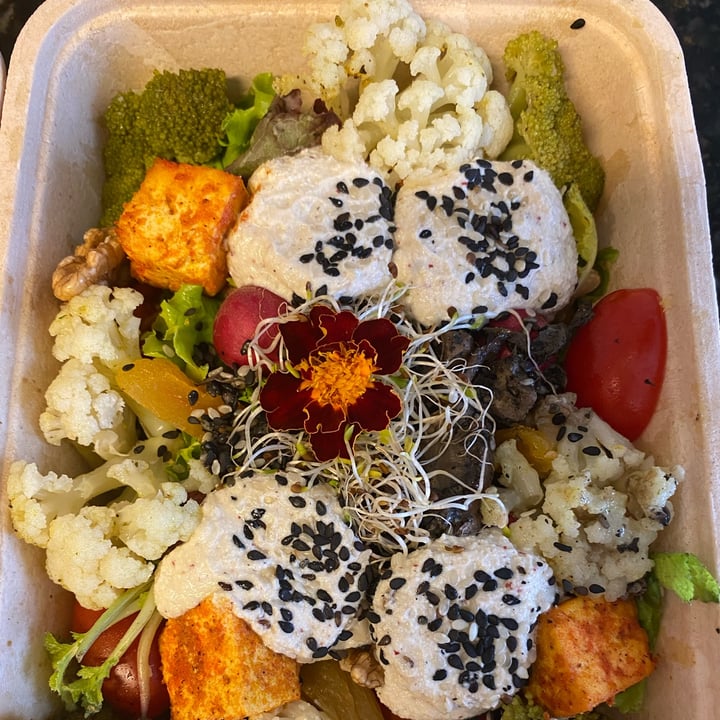 photo of Purana.Co Super salada shared by @giselavallin on  17 Apr 2022 - review