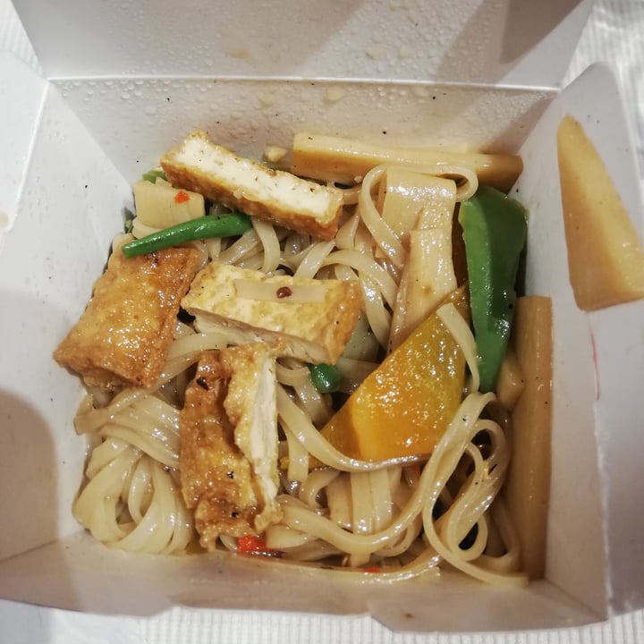 photo of Simply Asia Woodstock 508 Linguine basil tofu shared by @allygreen on  09 Aug 2021 - review