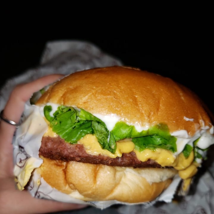 photo of Burger 54 Not chesse burger shared by @noemariel on  26 Oct 2020 - review