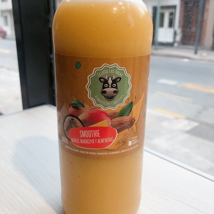 photo of Felices Las Vacas Smoothie Mango, Maracuya y Almendras shared by @avellana363 on  30 Apr 2021 - review