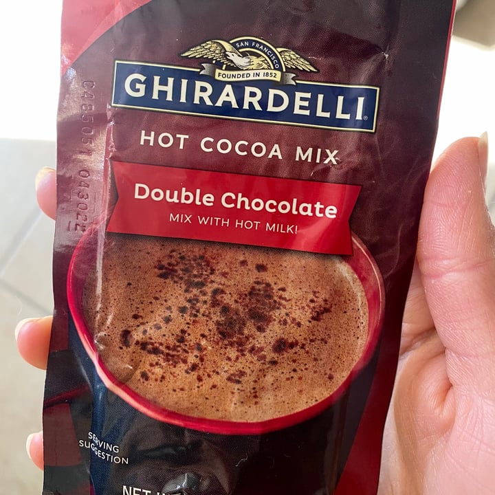photo of Ghirardelli Premium Hot Cocoa Double Chocolate shared by @kimvillaneda on  04 Jan 2021 - review