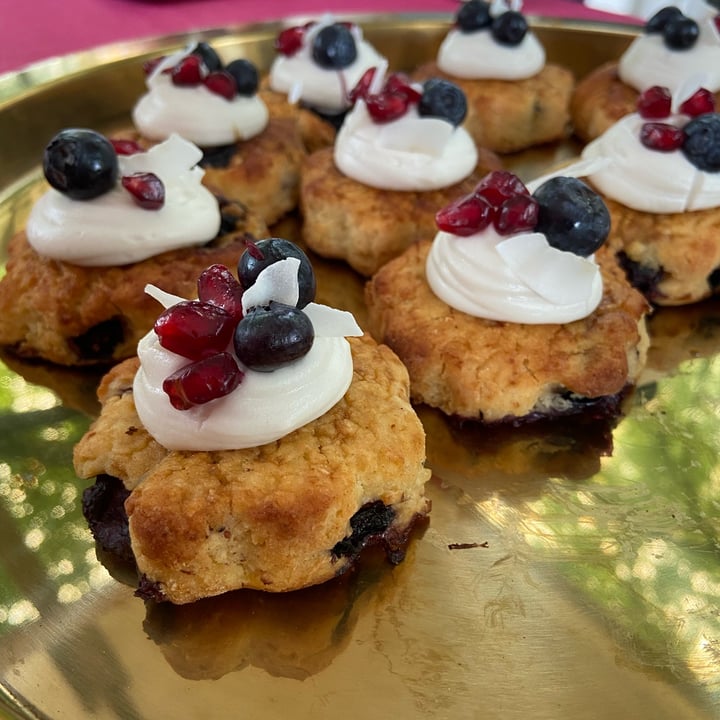 review photo of Flowmarkt C+ Conscious Cuisine Gluten Free Blueberry Shortcakes shared by @cplusconsciouscuisin on 20 Jun 2022 - review
