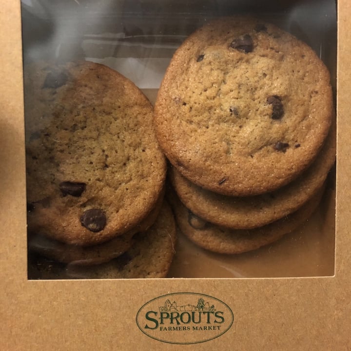 review photo of Sprouts Farmers Market Vegan Chocolate Chip Cookies shared by @evamarie on 27 Jun 2020 - review
