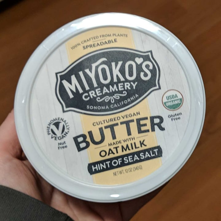 review photo of Miyoko's Creamery Cultured Vegan Butter Made With Oat Milk Hint of Sea Salt shared by @christinethevegan on 14 Nov 2020 - review