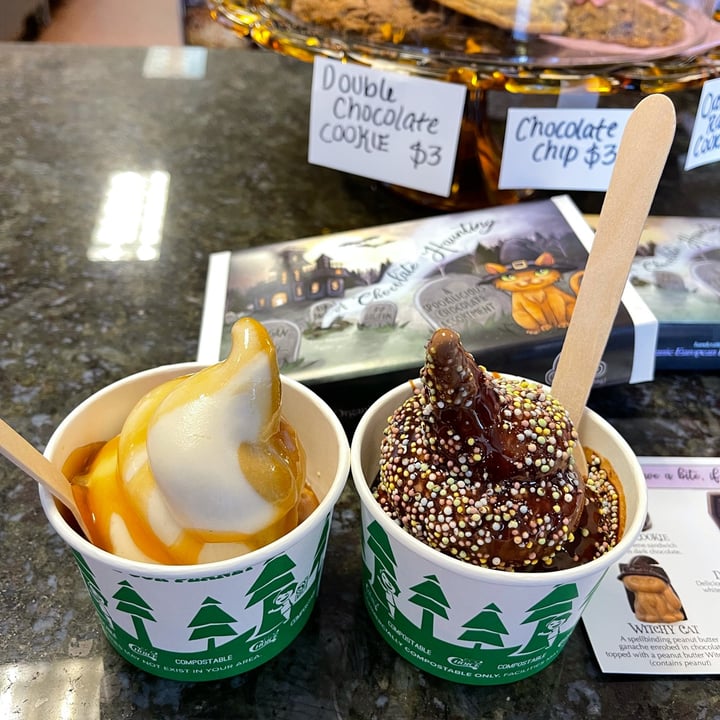 review photo of Divine Treasures Soft Serve shared by @hyperbelly on 13 Oct 2021 - review