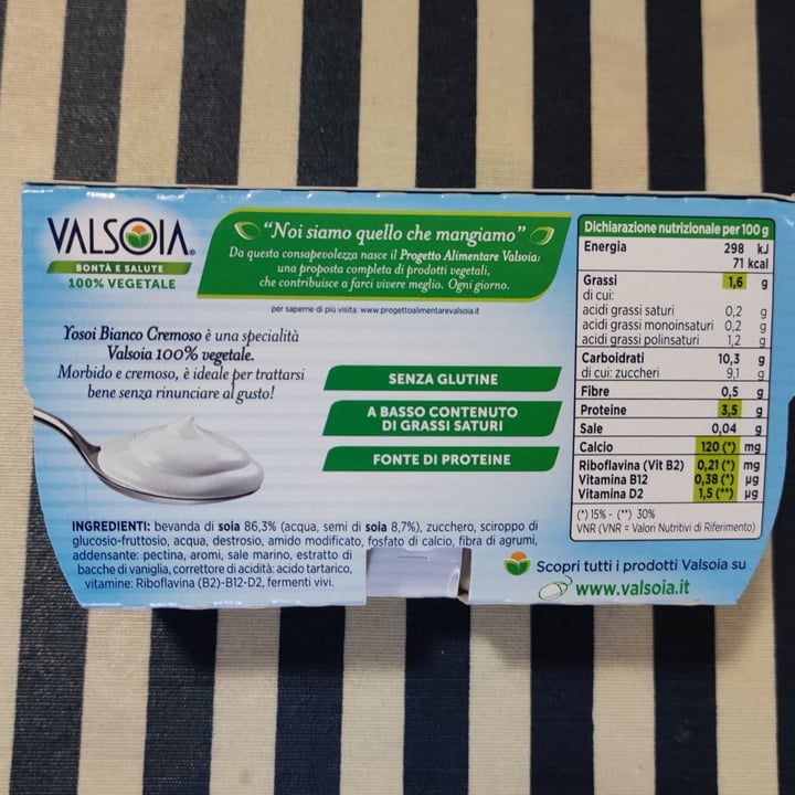 photo of Valsoia Yogurt bianco shared by @-mela- on  23 Dec 2021 - review
