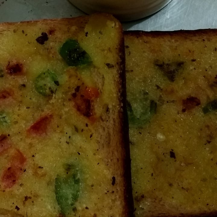 photo of Britannia 100% Whole Wheat Bread shared by @jayapurohit on  01 Jul 2021 - review