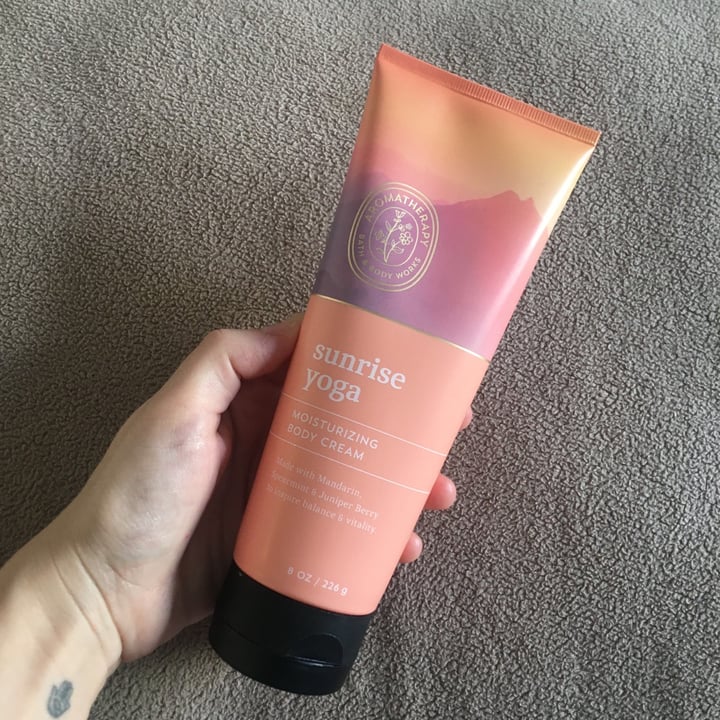 review photo of Bath & Body Works Aromatherapy shared by @pawbraw on 05 Aug 2021 - review