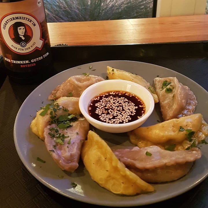photo of momos Veggie dumplings shared by @belenpalace on  24 Jul 2019 - review