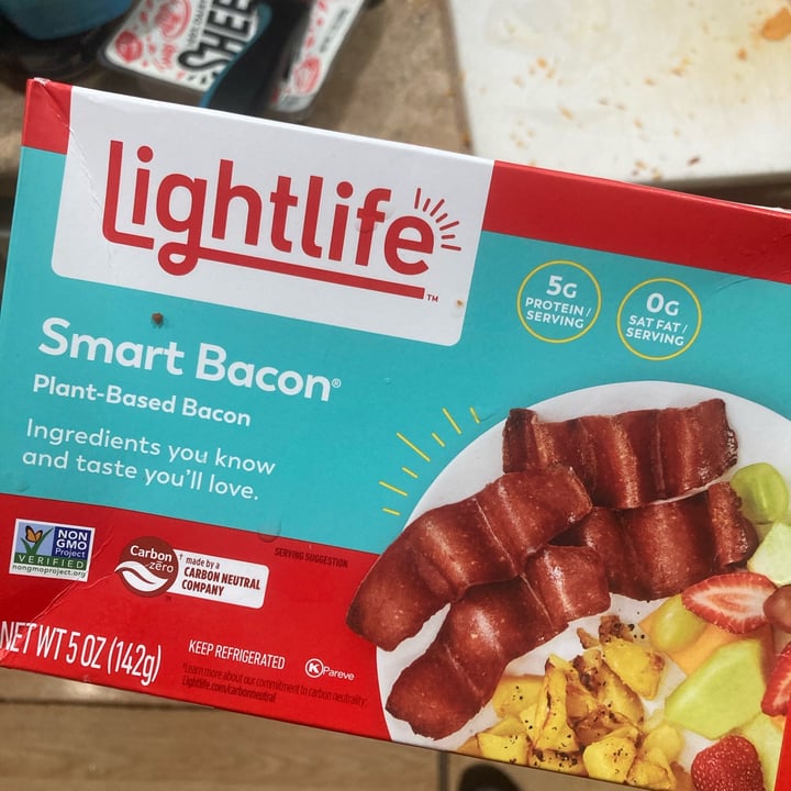 photo of Lightlife Smart Bacon Plant-Based Bacon shared by @howaboutyes on  27 Apr 2022 - review