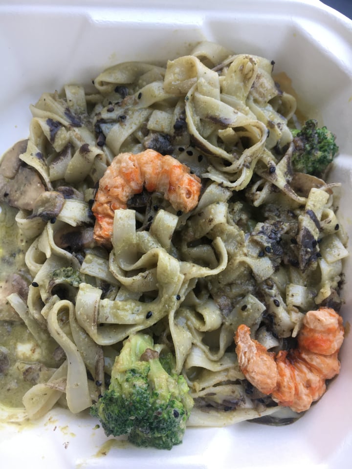 photo of Loving Hut Organic Claremont Ocean Red Pappardelle with Pesto Sauce shared by @shalini on  25 Jun 2018 - review